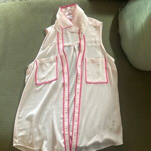 Pink sleeveless shirt
